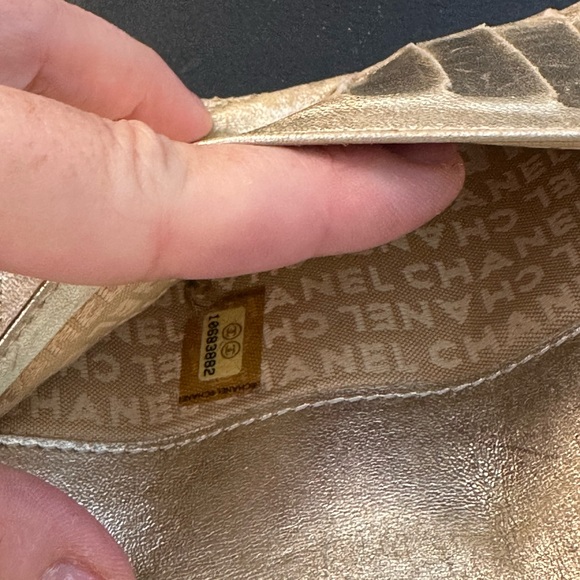 Authentic Chanel Denim Wallet, full inclusion with COA! - Picture 16 of 16